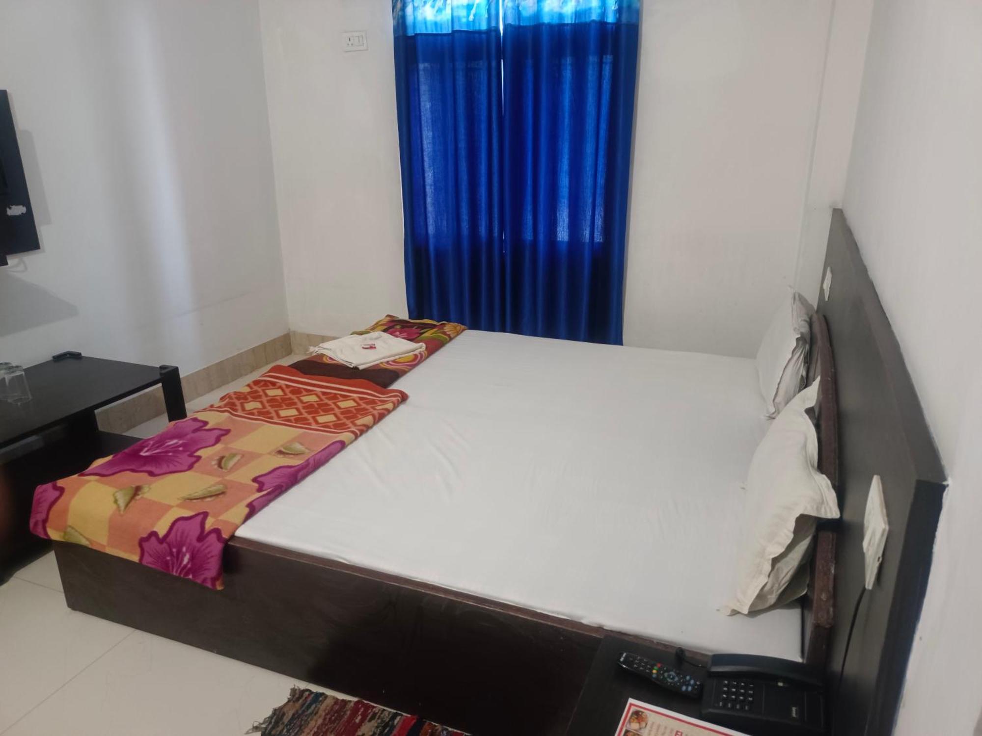 גאיה Hotel Sunaina International חדר תמונה
