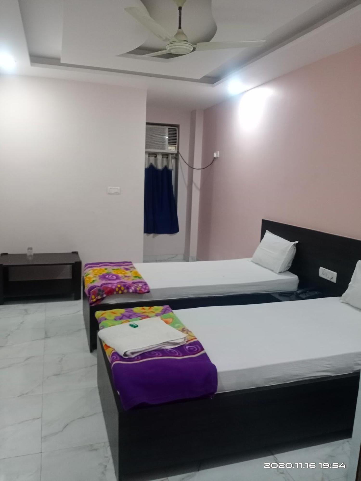 גאיה Hotel Sunaina International חדר תמונה